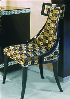 Кресло с фигурной спинкой, Francesco Molon