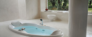 Встроенная ванна с гидромассажем 9443-109 Jacuzzi Elipsa